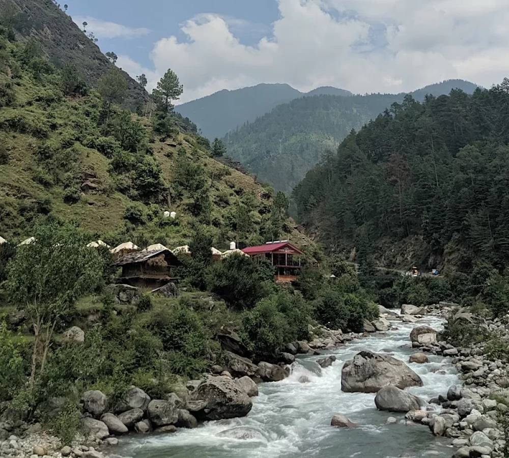 TIRTHAN VALLEY TREK